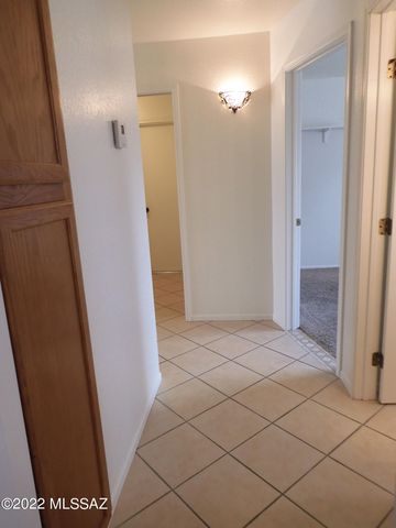 4776 W Rosebay Street, Tucson, AZ 85742