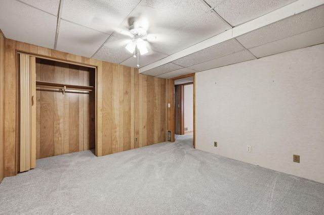 3019 Wheeler Street N, Roseville, MN 55113