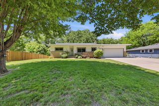 3019 Wheeler Street N, Roseville, MN 55113