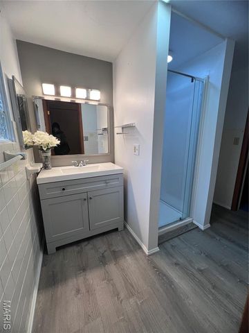 210 Nelson Avenue, Edwardsville, IL 62025