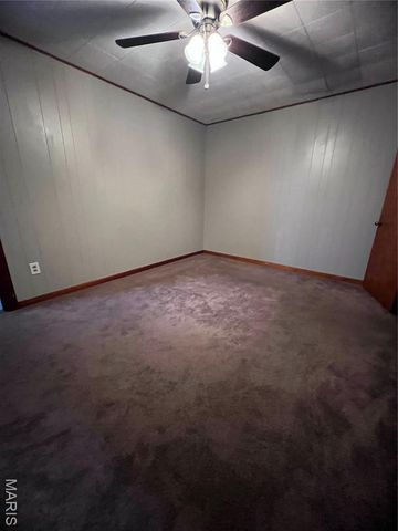 210 Nelson Avenue, Edwardsville, IL 62025