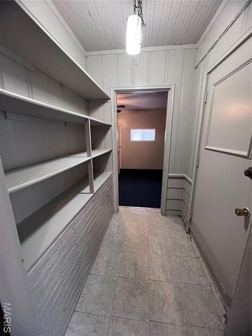 210 Nelson Avenue, Edwardsville, IL 62025