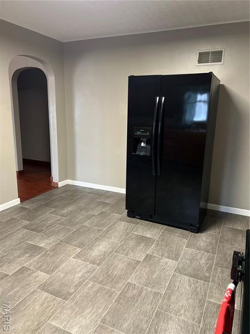 210 Nelson Avenue, Edwardsville, IL 62025