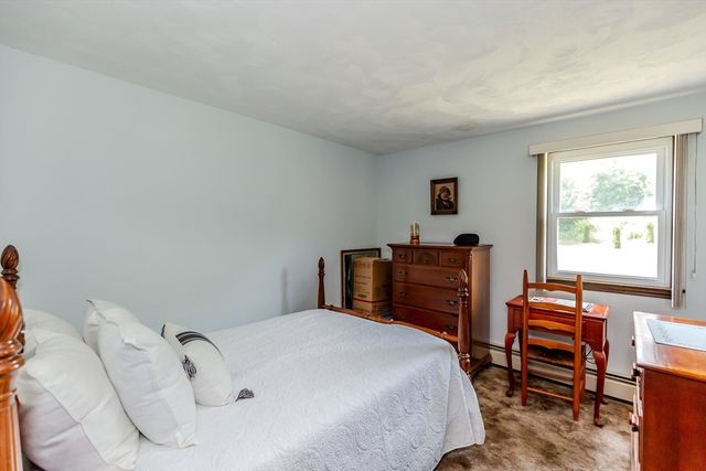 21 Evergreen Drive, Swansea, MA 02777