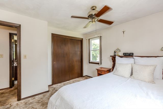 21 Evergreen Drive, Swansea, MA 02777