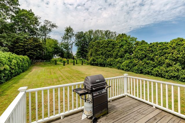21 Evergreen Drive, Swansea, MA 02777