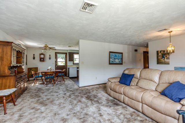 21 Evergreen Drive, Swansea, MA 02777