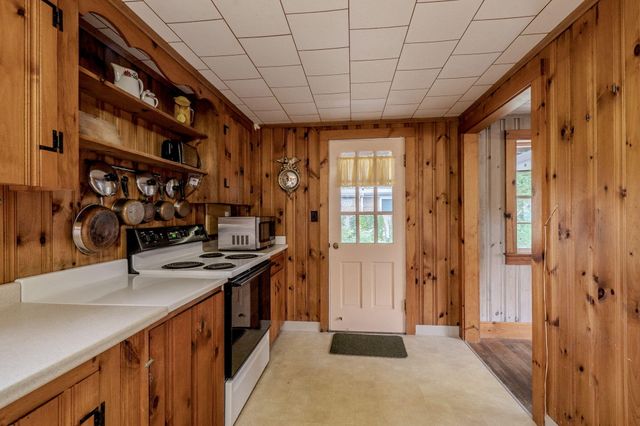 6 Kibby Lane, Dennis Port, MA 02639