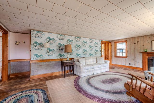 6 Kibby Lane, Dennis Port, MA 02639