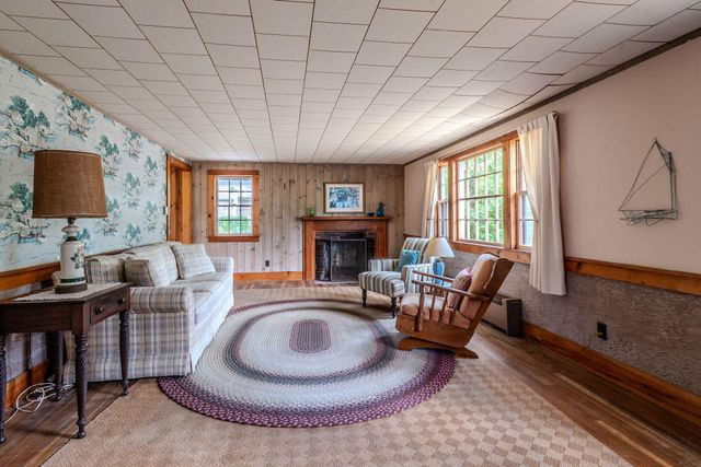 6 Kibby Lane, Dennis Port, MA 02639