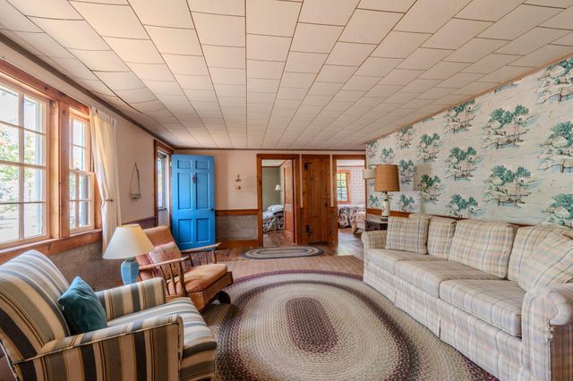6 Kibby Lane, Dennis Port, MA 02639
