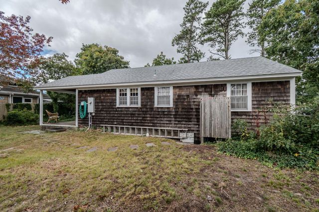 6 Kibby Lane, Dennis Port, MA 02639