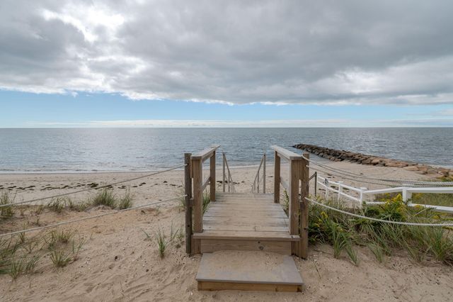 6 Kibby Lane, Dennis Port, MA 02639