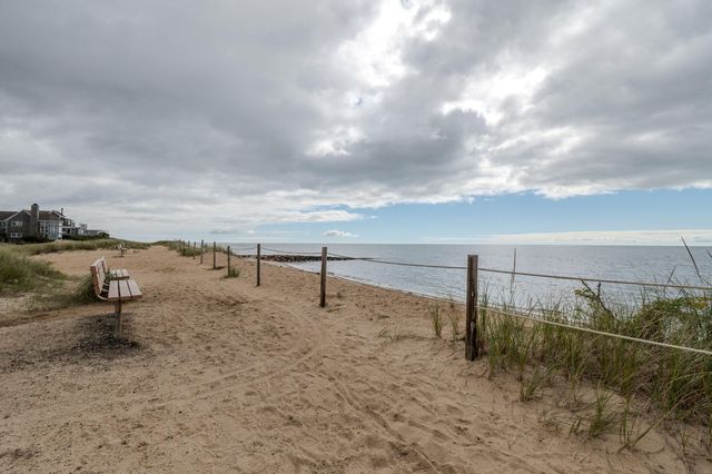 6 Kibby Lane, Dennis Port, MA 02639