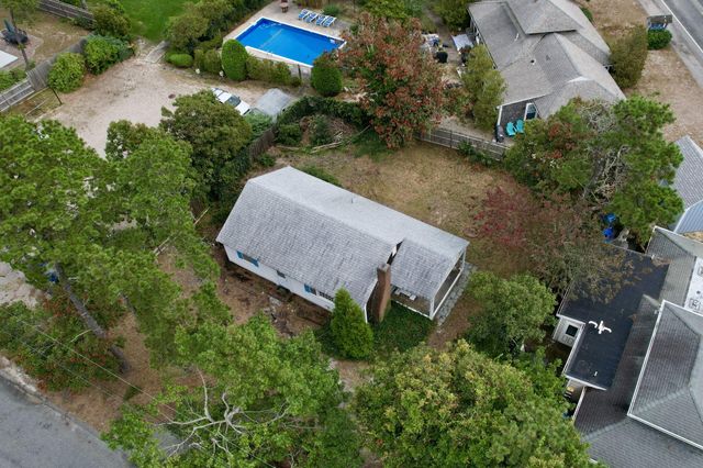 6 Kibby Lane, Dennis Port, MA 02639