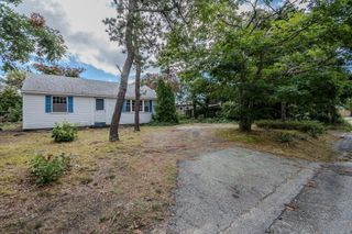 6 Kibby Lane, Dennis Port, MA 02639