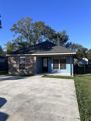 715 Topsy Road, Lake Charles, LA 70607