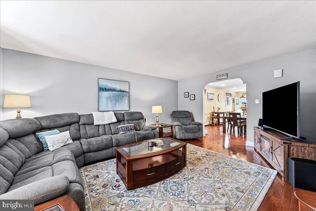 117 N CHURCH ST, Clifton Heights, PA 19018