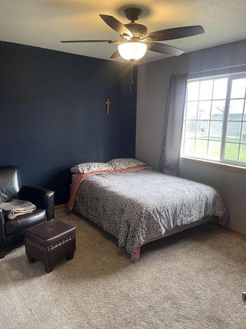 1933 Crooked AVENUE, Holmen, WI 54636