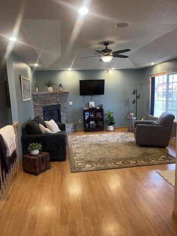 1933 Crooked AVENUE, Holmen, WI 54636