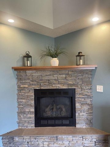 1933 Crooked AVENUE, Holmen, WI 54636