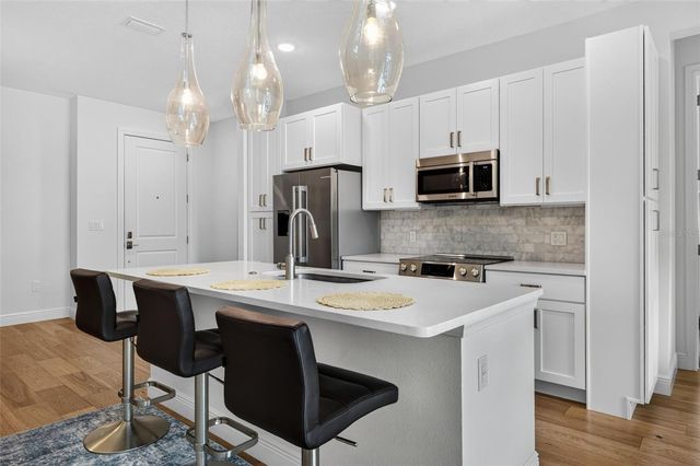 600 3RD AVENUE S 207, St Petersburg, FL 33701