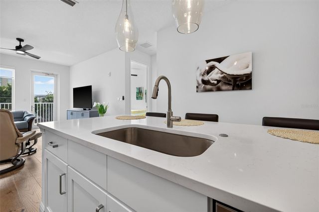 600 3RD AVENUE S 207, St Petersburg, FL 33701