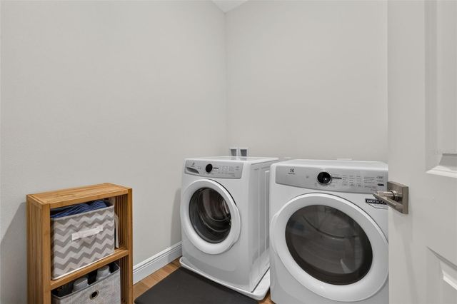 600 3RD AVENUE S 207, St Petersburg, FL 33701