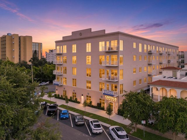 600 3RD AVENUE S 207, St Petersburg, FL 33701