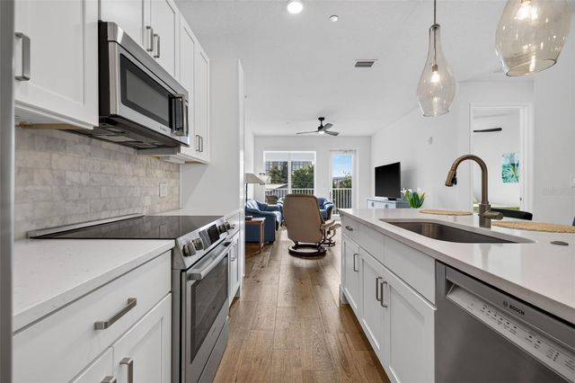 600 3RD AVENUE S 207, St Petersburg, FL 33701