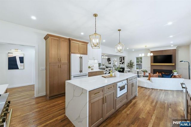 77 Young Avenue, Cedar Grove, NJ 07009