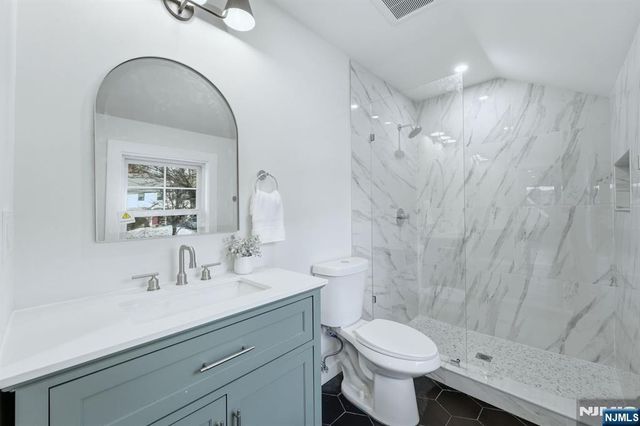 77 Young Avenue, Cedar Grove, NJ 07009