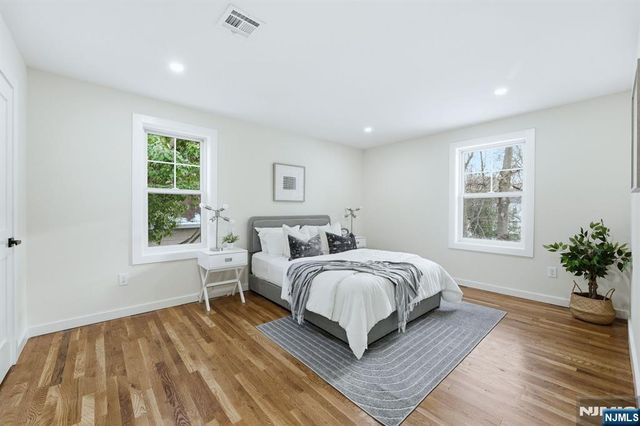 77 Young Avenue, Cedar Grove, NJ 07009