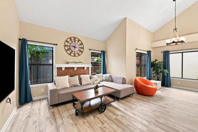 126 Mediterranean Avenue, Hayward, CA 94544