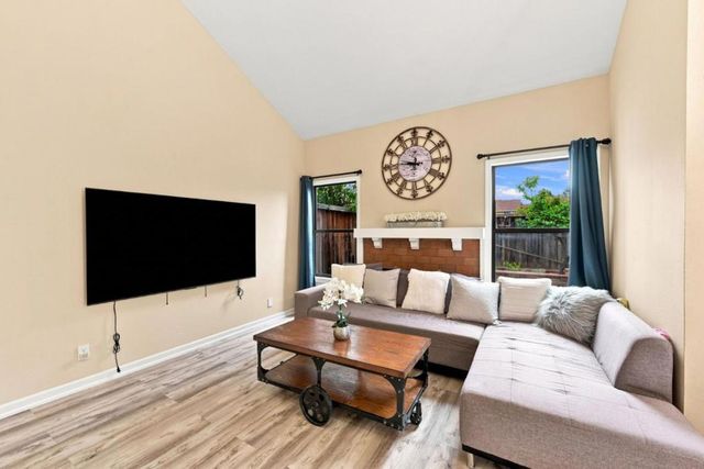 126 Mediterranean Avenue, Hayward, CA 94544