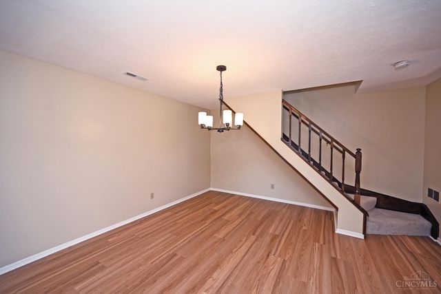 5375 Dickens Drive, Sharonville, OH 45241