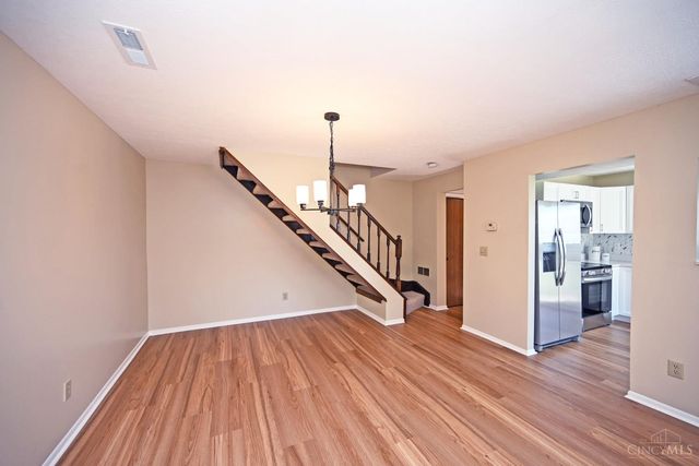 5375 Dickens Drive, Sharonville, OH 45241