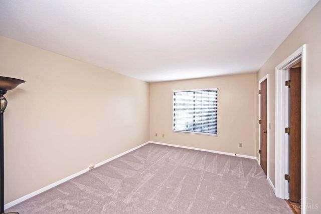 5375 Dickens Drive, Sharonville, OH 45241