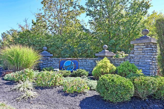 5375 Dickens Drive, Sharonville, OH 45241