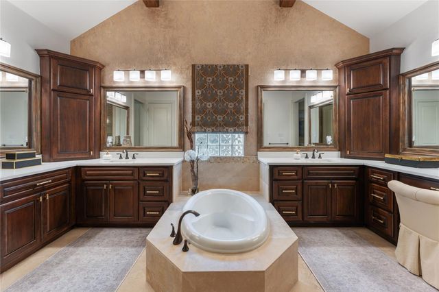 1102 Oyster Bank Circle, Sugar Land, TX 77478