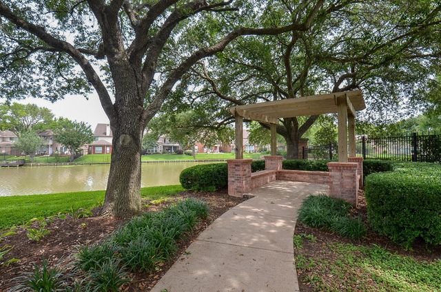 1102 Oyster Bank Circle, Sugar Land, TX 77478
