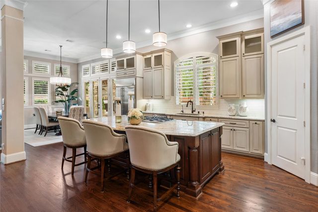 1102 Oyster Bank Circle, Sugar Land, TX 77478