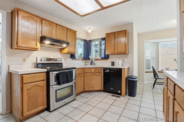 13109 E 79th Court North, Owasso, OK 74055