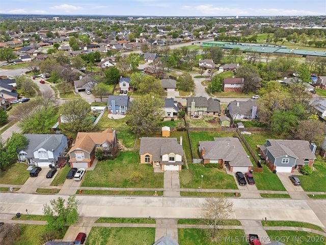 13109 E 79th Court North, Owasso, OK 74055