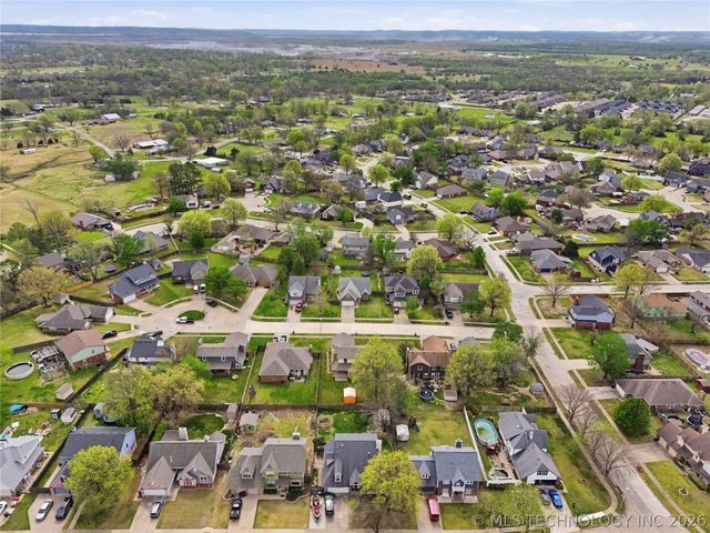 13109 E 79th Court North, Owasso, OK 74055