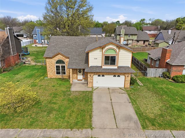 13109 E 79th Court North, Owasso, OK 74055