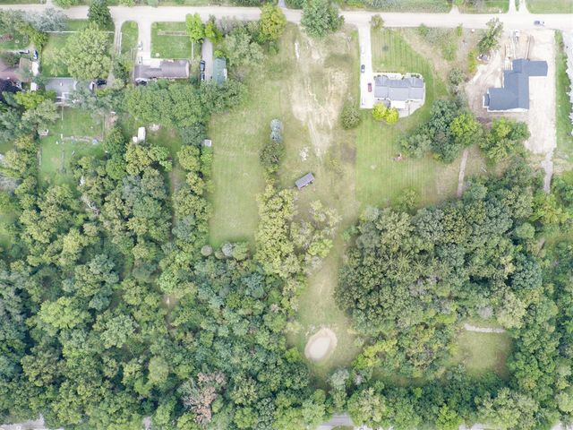 25705 Farmbrook Road, Southfield, MI 48034
