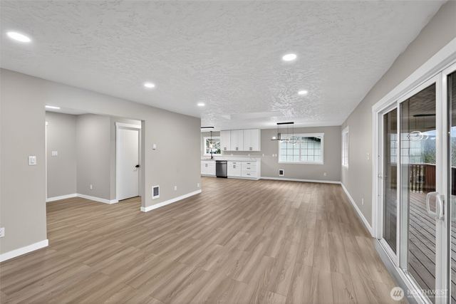 2404 Bloyd Street, Kelso, WA 98626