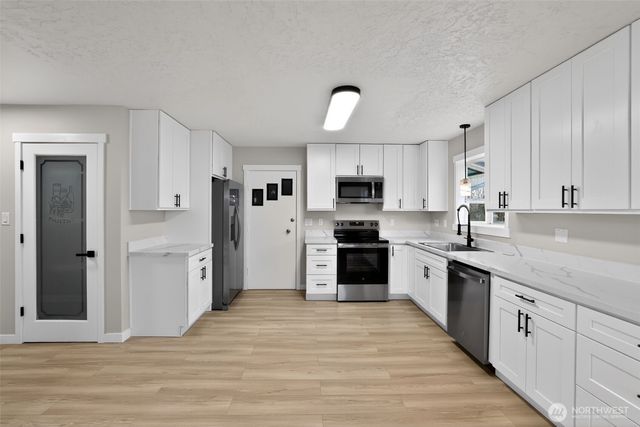 2404 Bloyd Street, Kelso, WA 98626