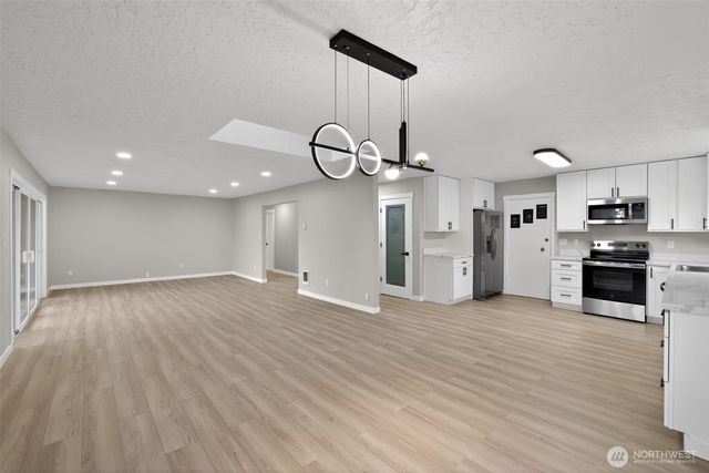 2404 Bloyd Street, Kelso, WA 98626